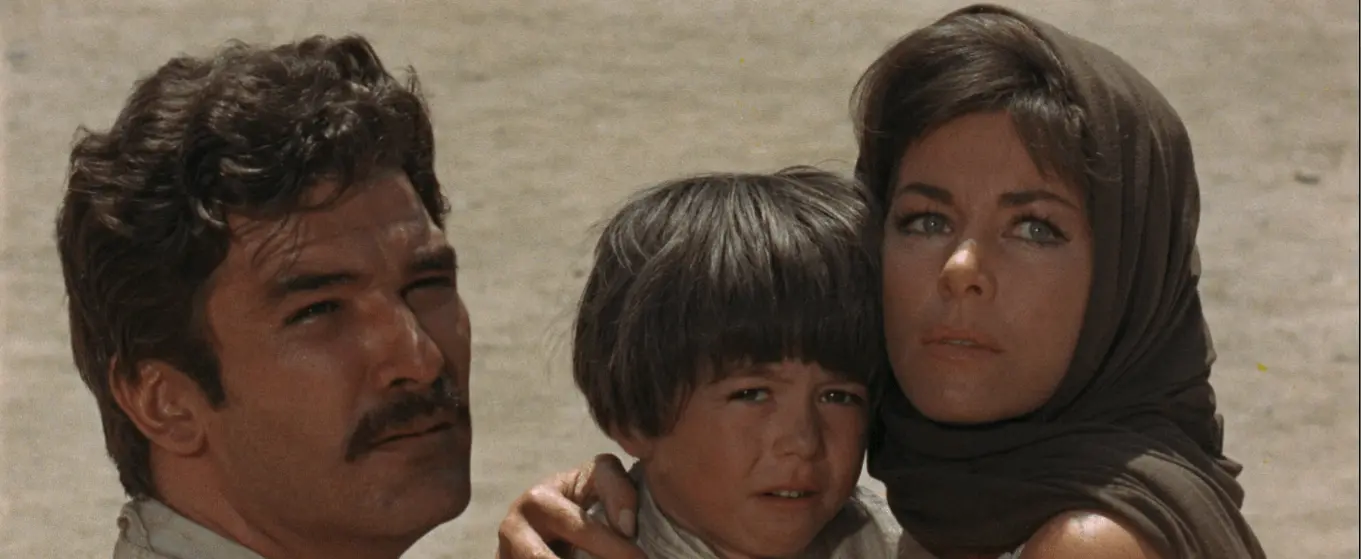 به خاطر یک مشت دلار-A Fistful of Dollars6